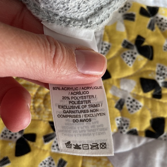 Cute dynamite long sweater in size XS - Picture 4 of 5